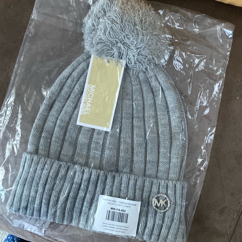 NWT Michael Kors hat
